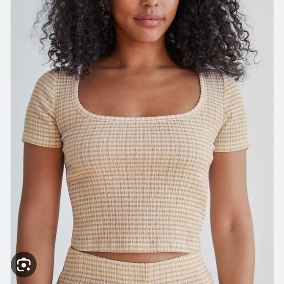 Aritzia Tops - Aritzia Wilfred Yacht T-shirt in beige. Size S, excellent condition